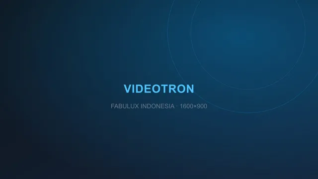 Videotron outdoor besar menampilkan iklan digital di persimpangan jalan kota yang ramai